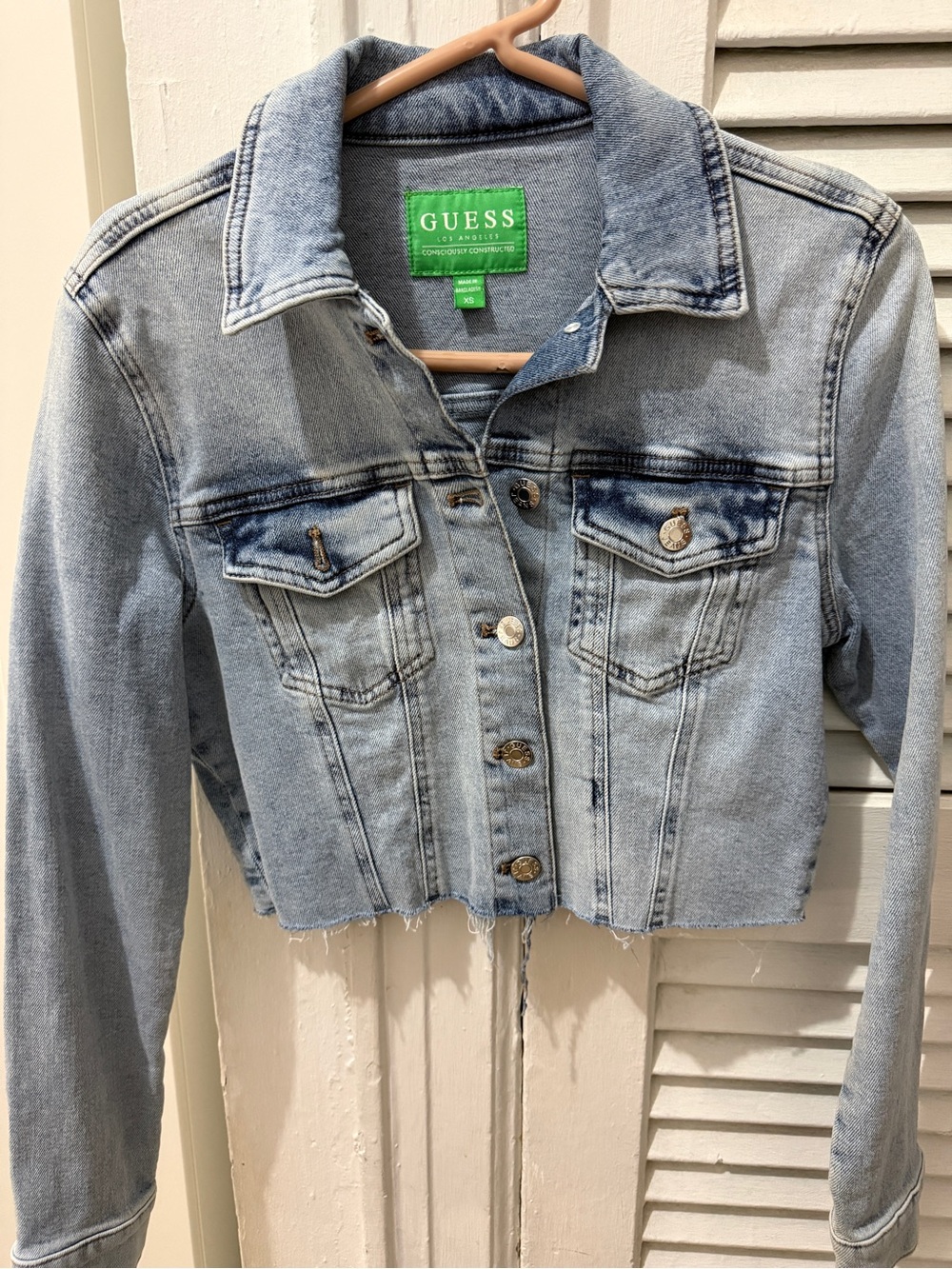 GUESS Cropped Denim Jacket